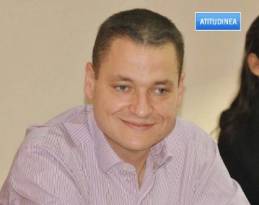 Atitudinea: Deputatul Mircea Titus Dobre e as în bucătărie